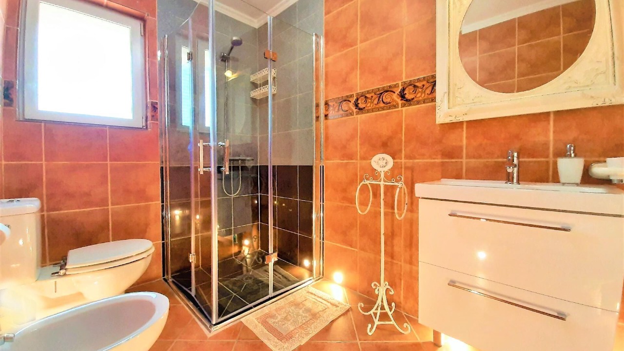 Photo of Bathroom in Canillas de Aceituno