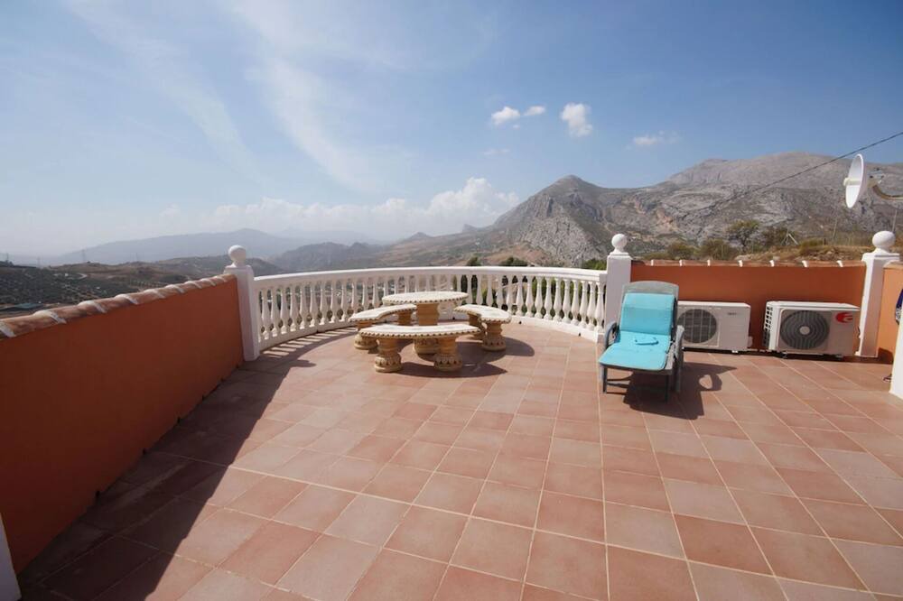 Photo of Patio Balcony in Valle de Abdalagis