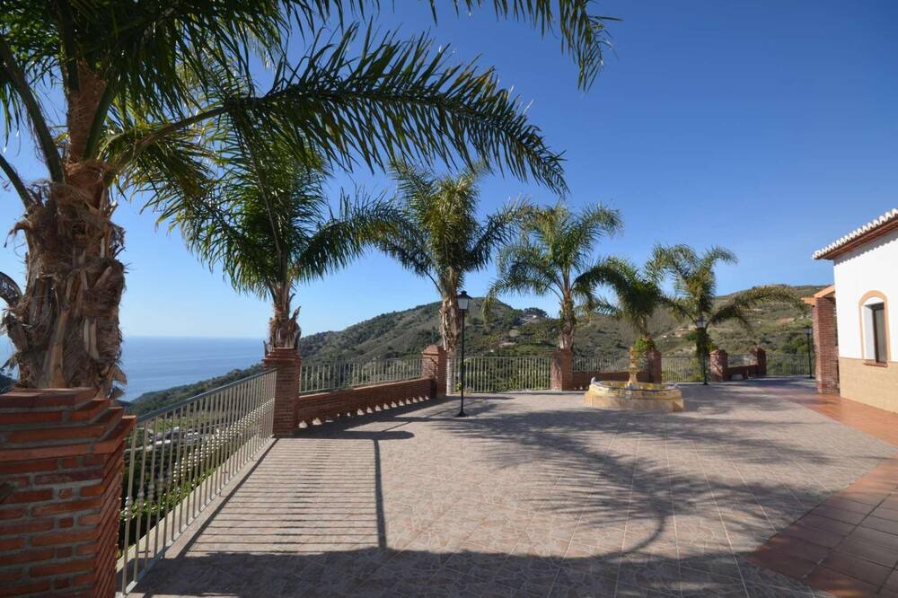 Photo of Outdoor in Nerja