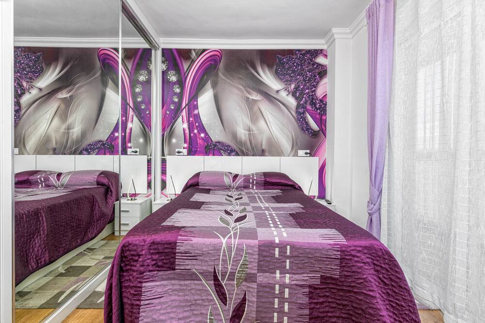 Photo of Bedroom in Explanada de la Estacion