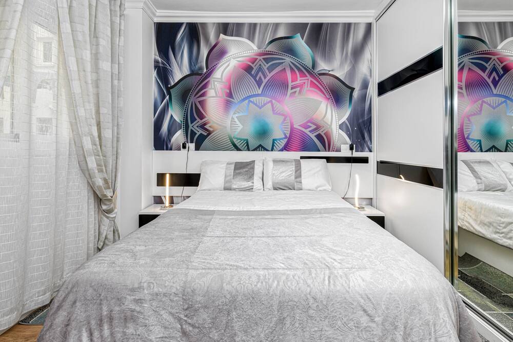 Photo of Bedroom in Explanada de la Estacion