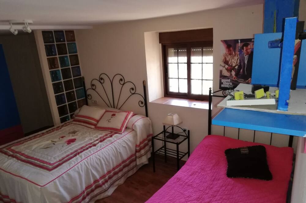 Photo of Bedroom in Tozar