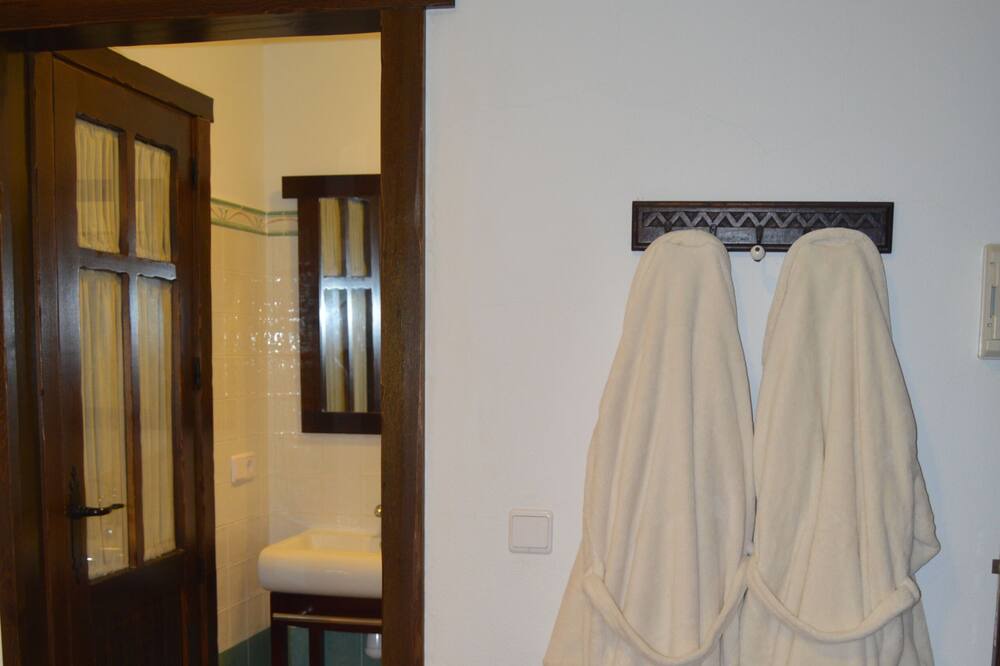 Photo of Bedroom in Montemayor