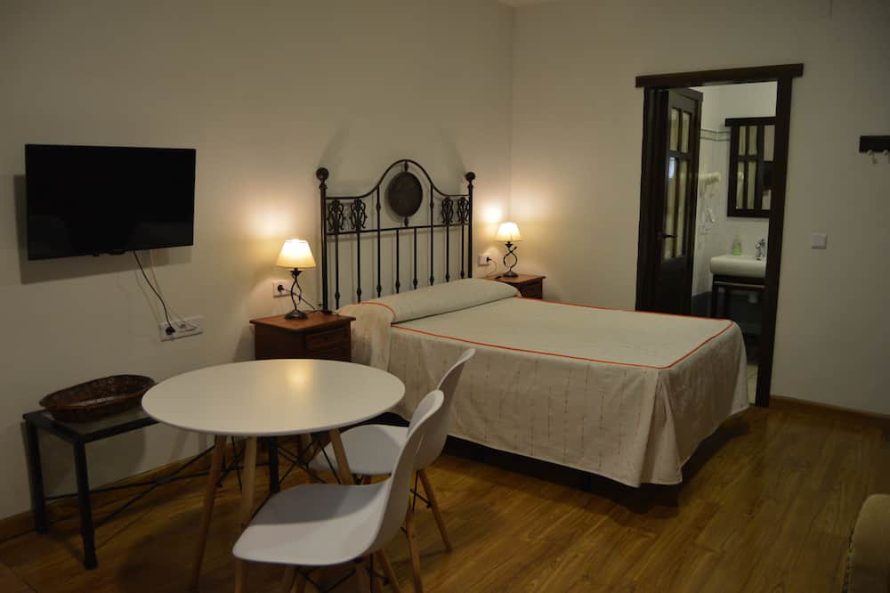 Photo of Bedroom in Montemayor