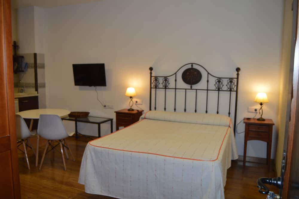Photo of Bedroom in Montemayor