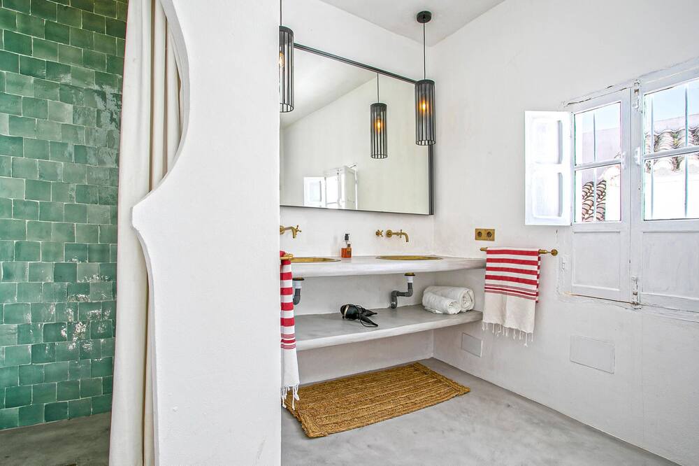 Photo of Bathroom in Casarabonela