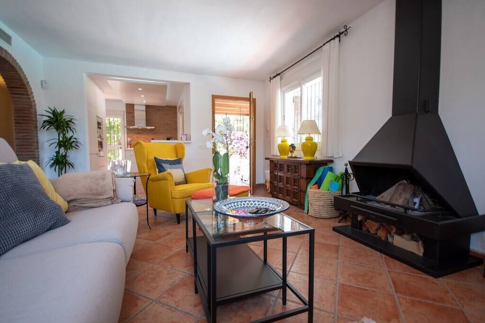 Photo of Livingroom in Urbanizacion Costabella