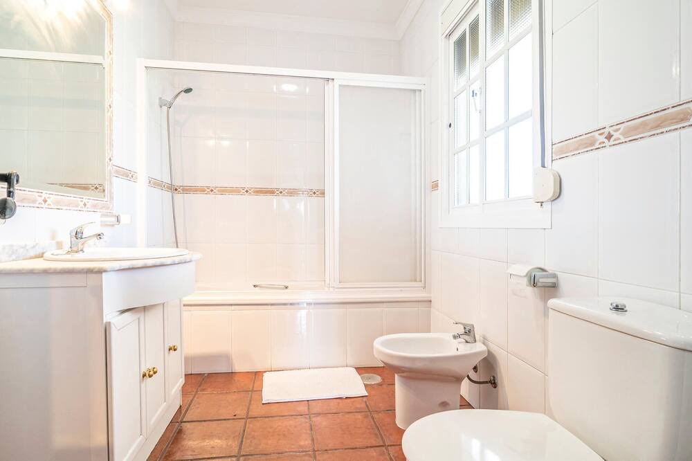 Photo of Bathroom in Arriate