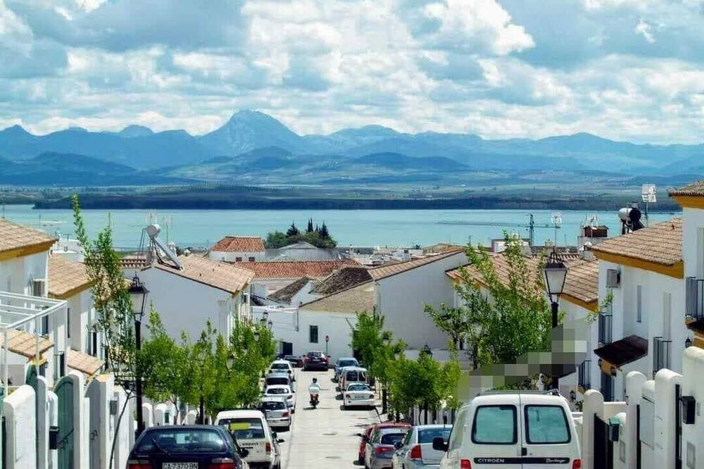 Photo of Others in Bornos