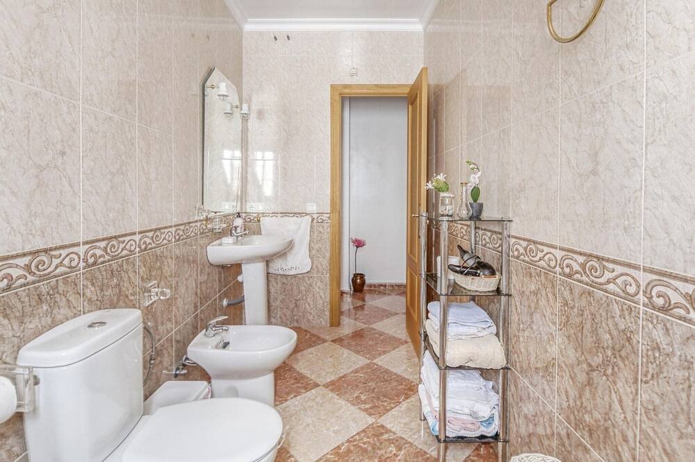 Photo of Bathroom in Villanueva de San Juan
