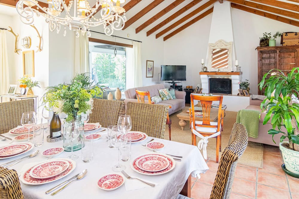 Photo of Bedroom in Villanueva del Rosario