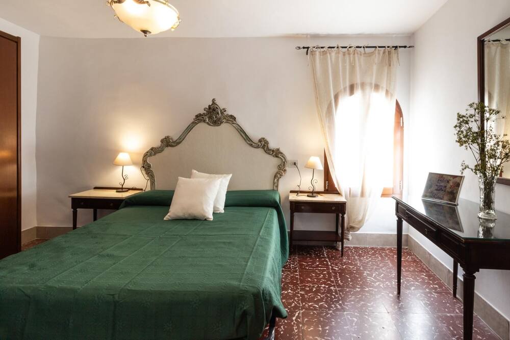 Photo of Bedroom in Niguelas