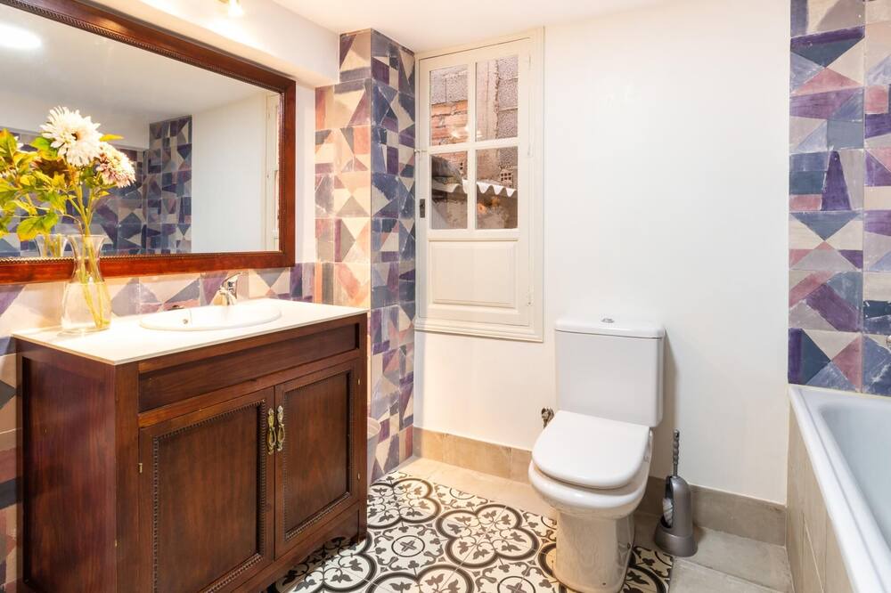 Photo of Bathroom in Niguelas
