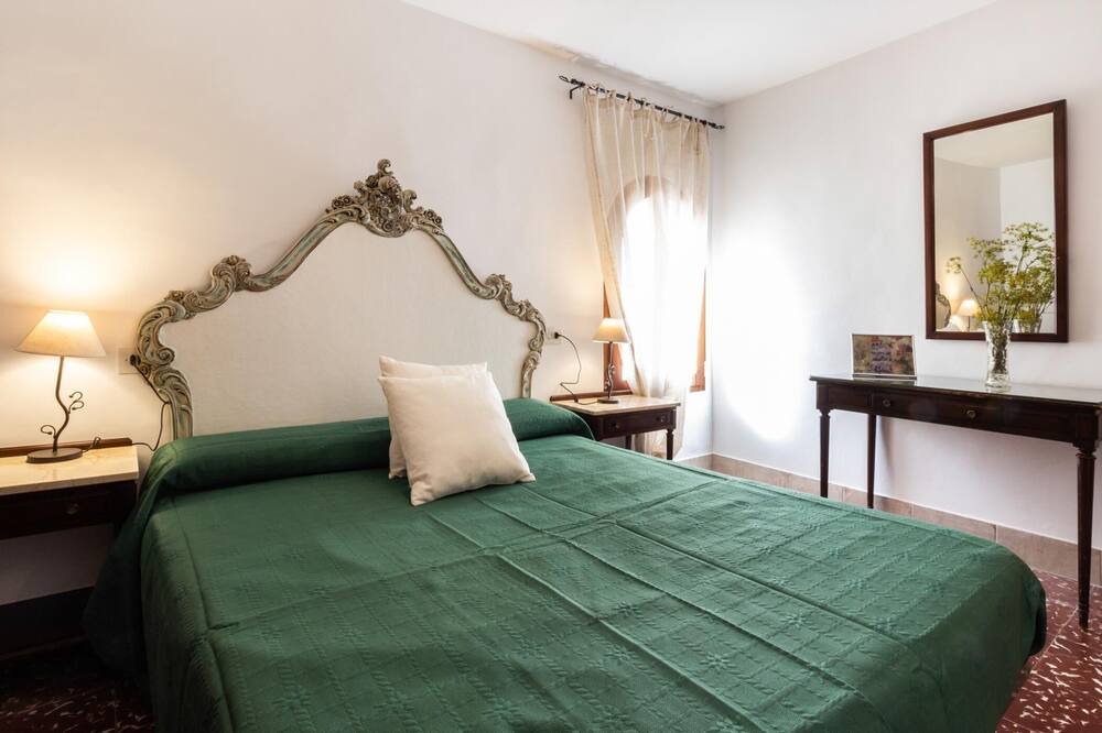 Photo of Bedroom in Niguelas