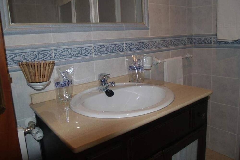 Photo of Bathroom in Prado del Rey