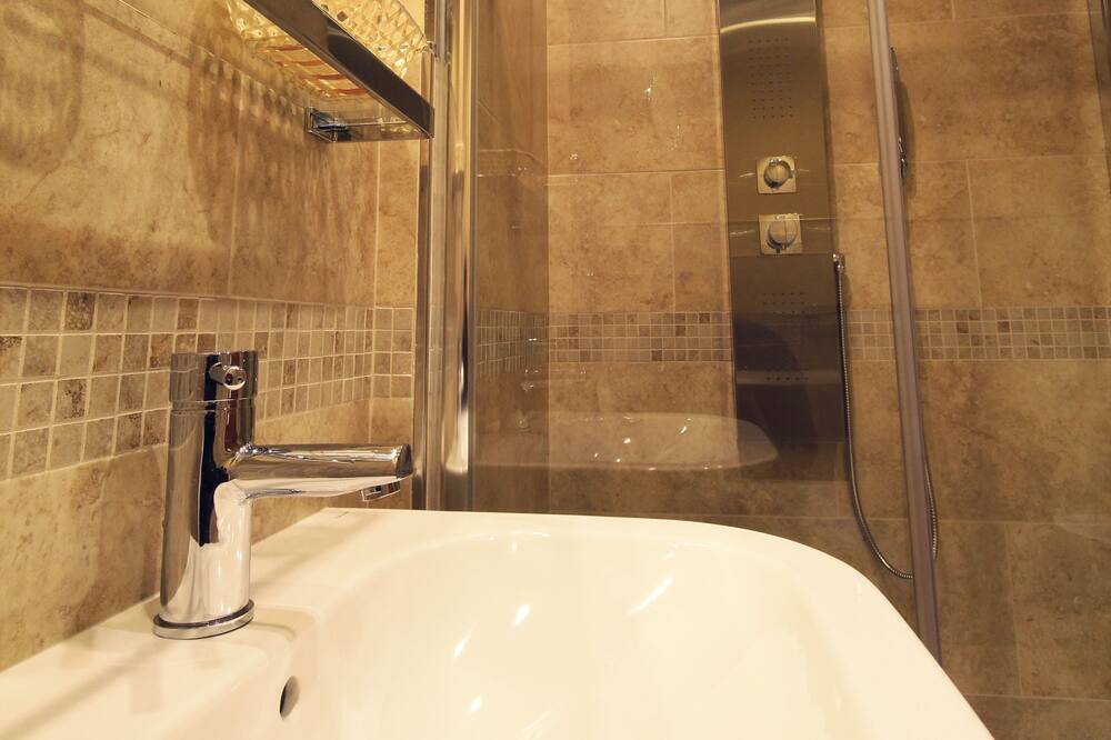 Photo of Bathroom in Puerto de la Duquesa