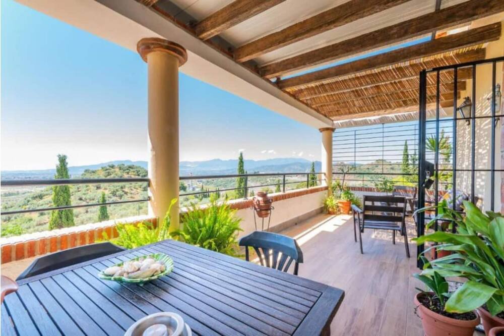 Photo of Patio Balcony in Campanillas