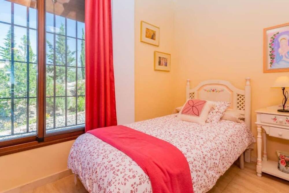 Photo of Bedroom in Campanillas