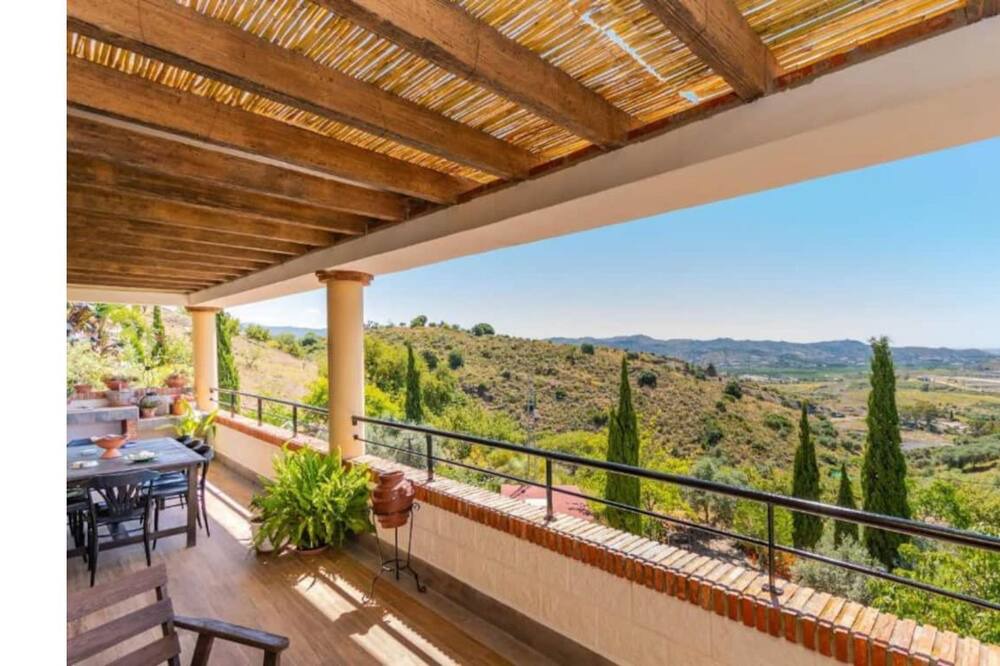 Photo of Patio Balcony in Campanillas