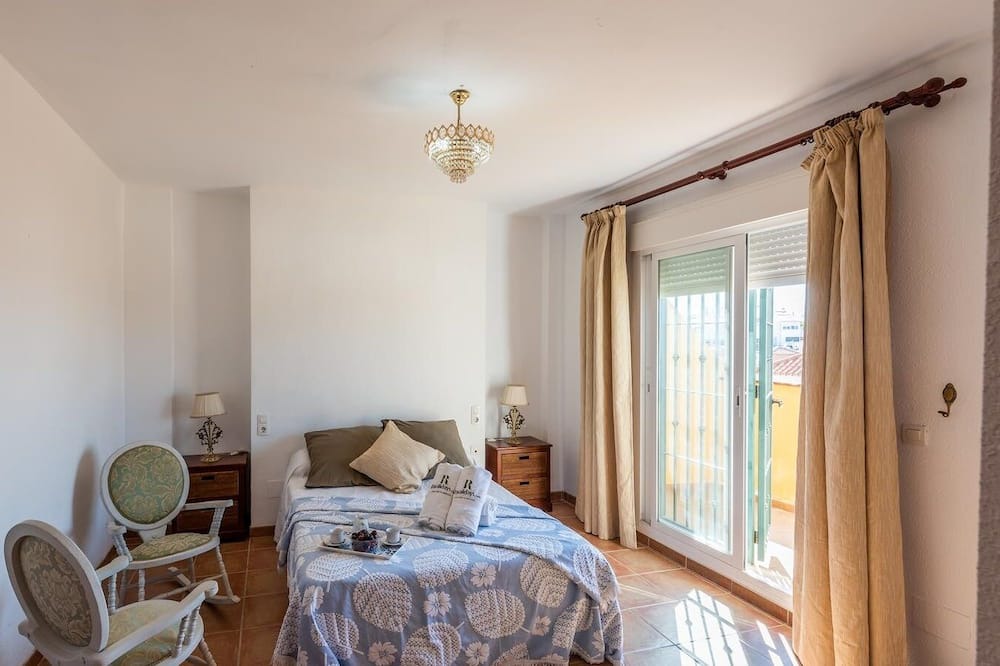 Photo of Bedroom in Benagalbon