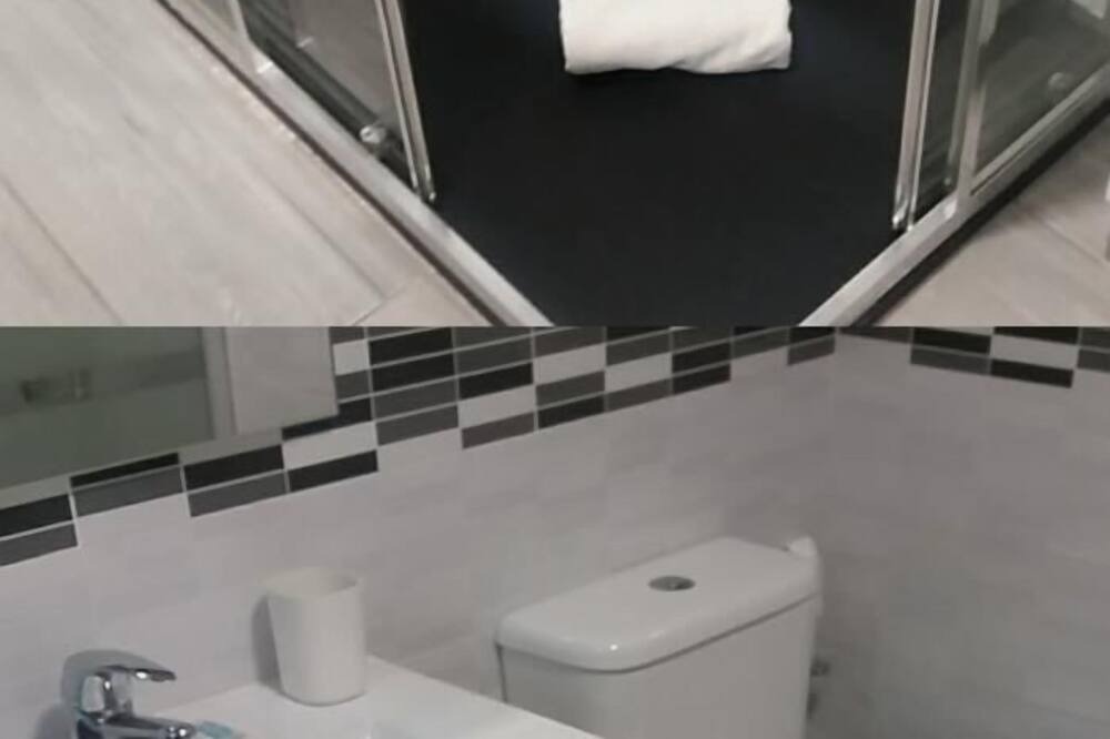 Photo of Bathroom in Jardin de la Abadia