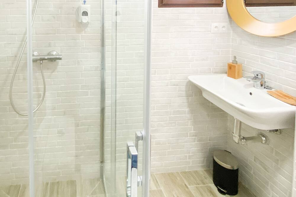 Photo of Bathroom in Montejaque