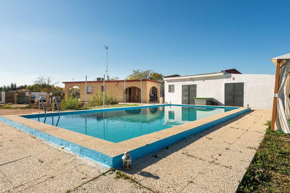 Photo of Outdoor in Sanlucar la Mayor