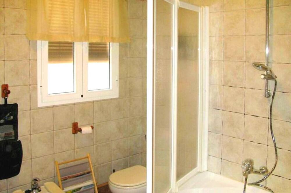 Photo of Bathroom in Rute