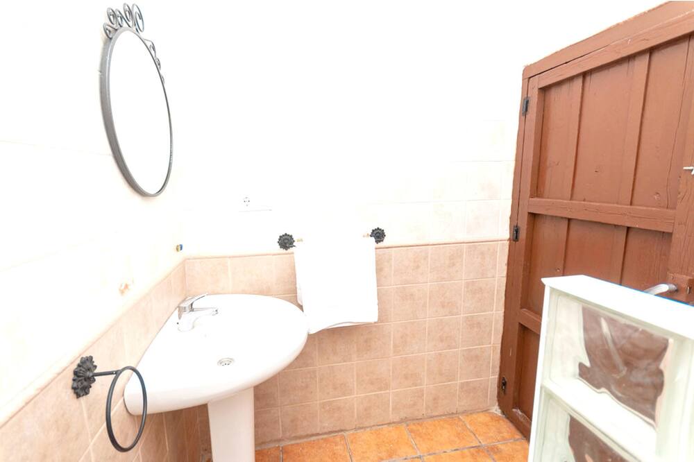 Photo of Bathroom in Montefrio