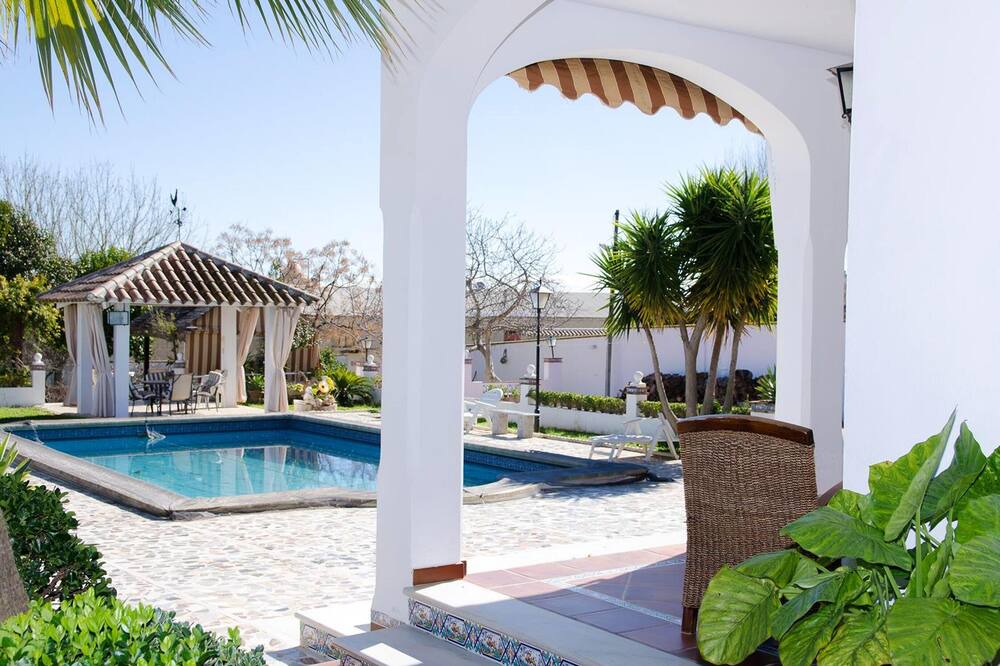Photo of Outdoor in Montemayor