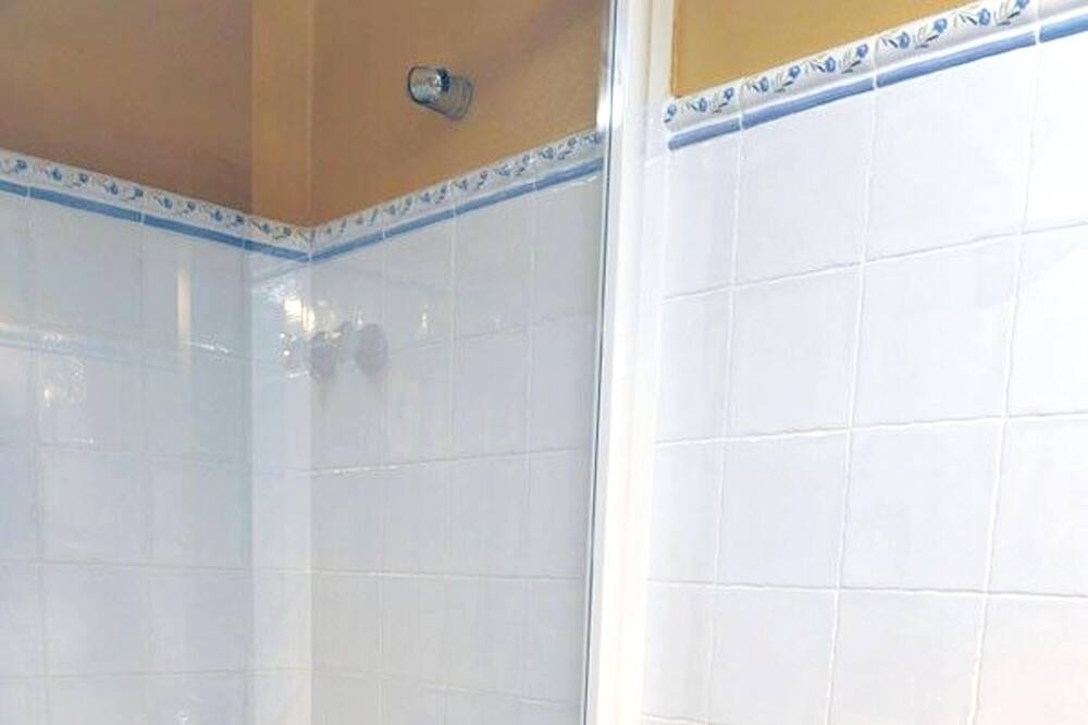 Photo of Bathroom in Barrio de la Vega