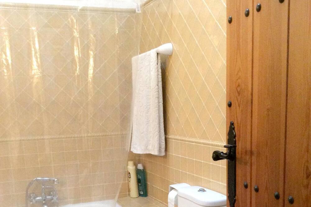 Photo of Bathroom in Alajar