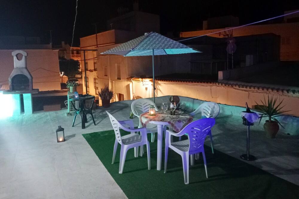 Photo of Outdoor in Illar