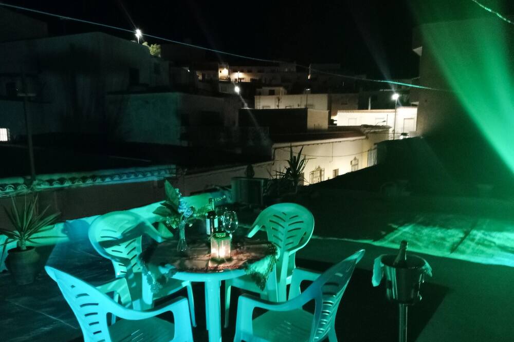 Photo of Outdoor in Illar