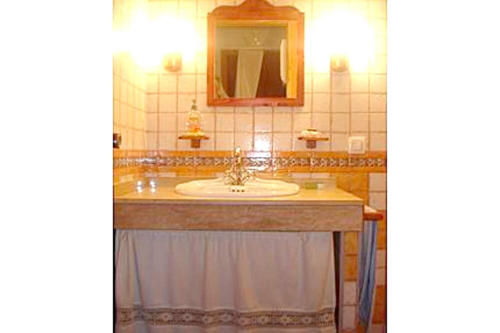 Photo of Bathroom in Punta Umbria
