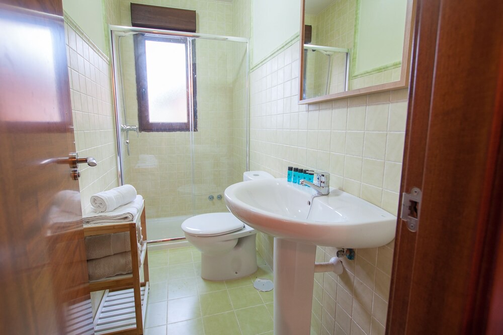 Photo of Bathroom in Estrada