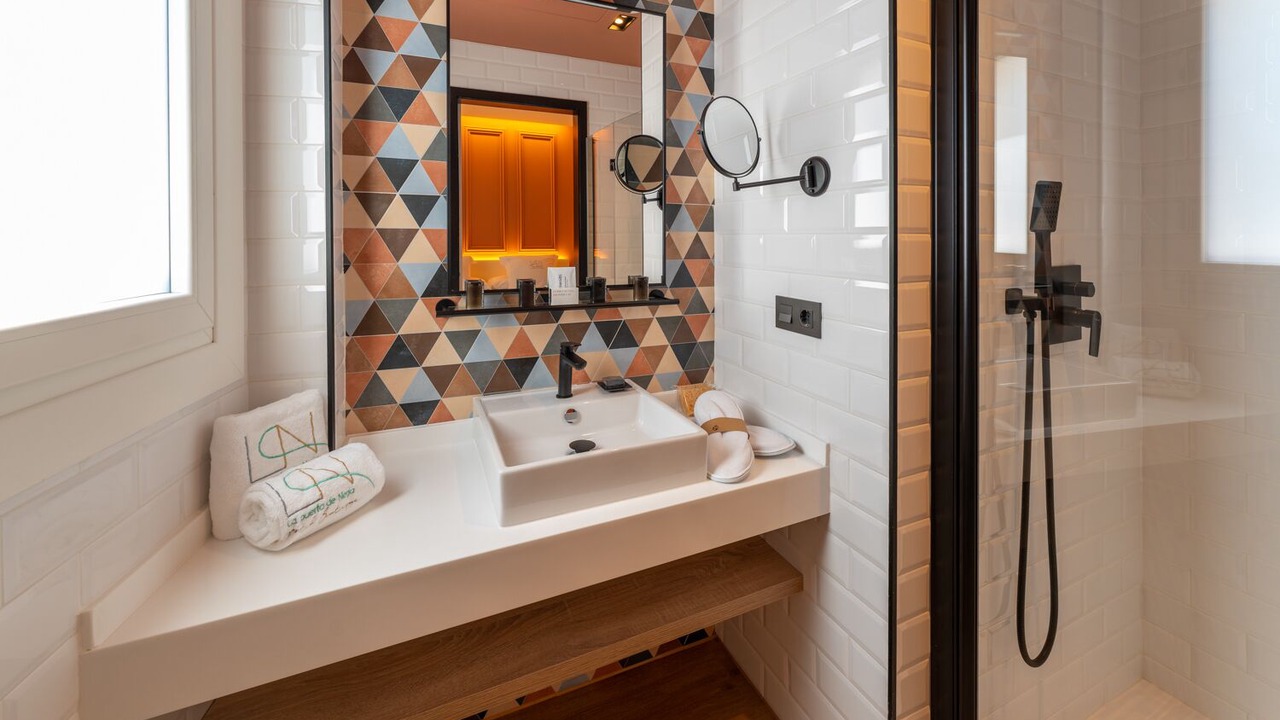 Photo of Bathroom in Nerja City Centre