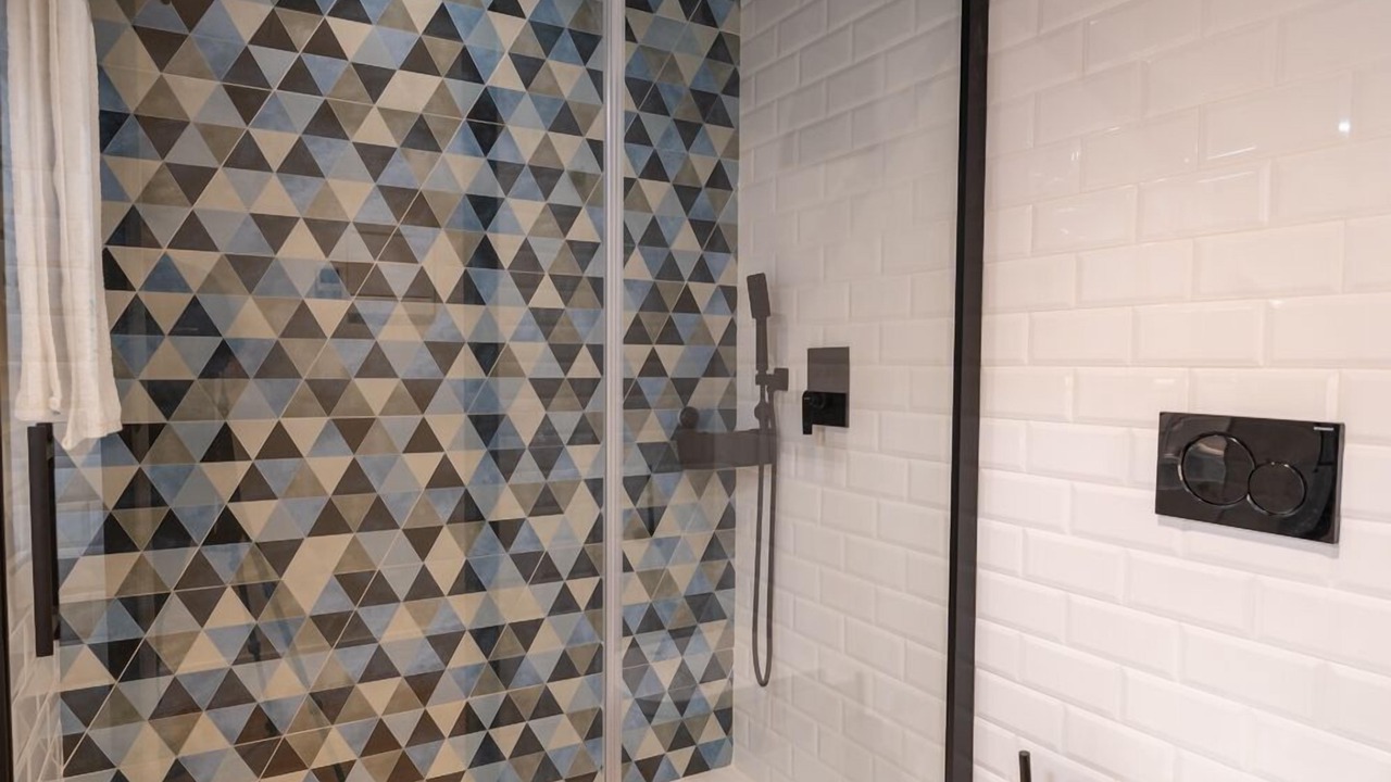 Photo of Bathroom in Nerja City Centre