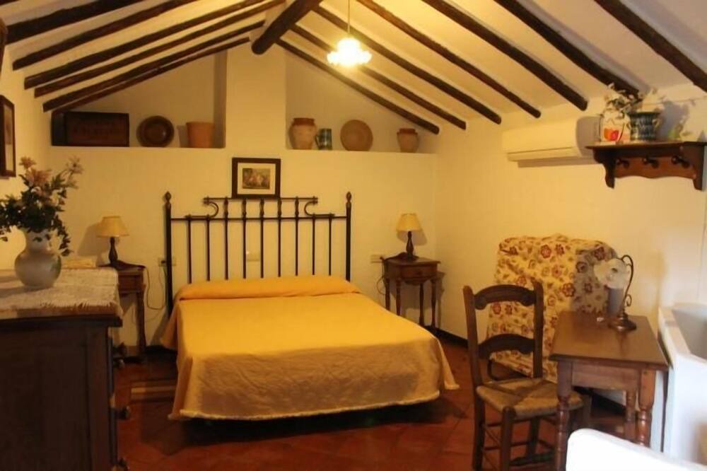 Photo of Bedroom in Zahara de la Sierra