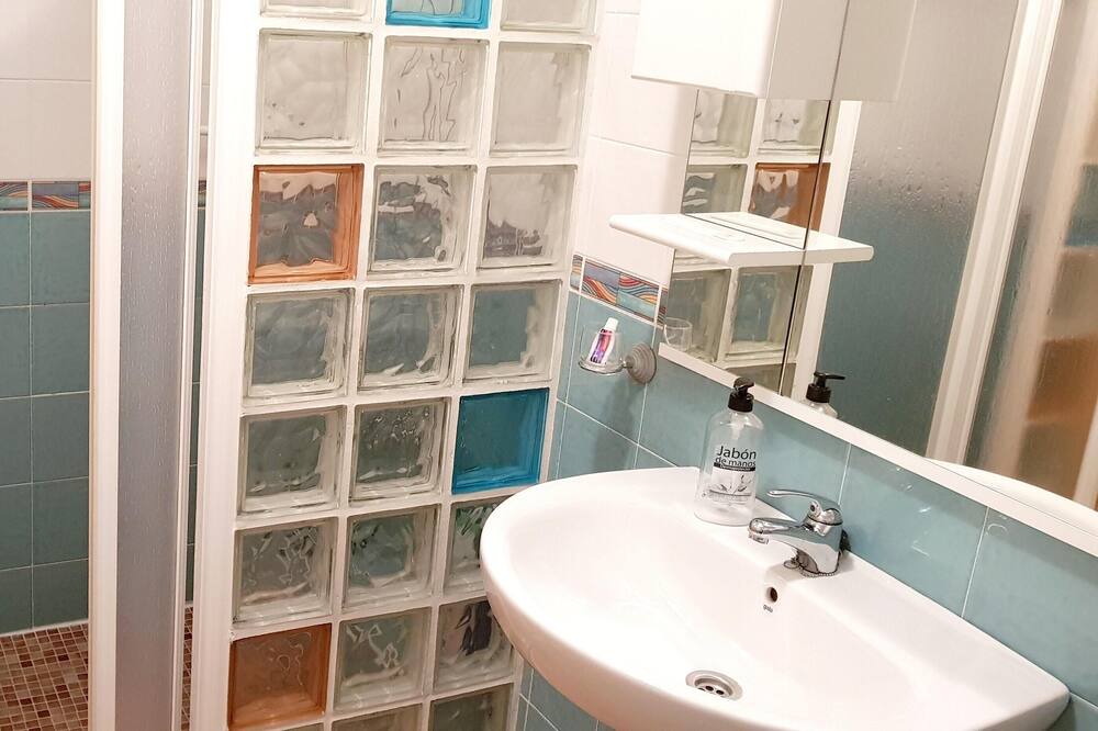 Photo of Bathroom in Islantilla
