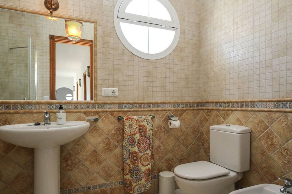 Photo of Bathroom in Casarabonela