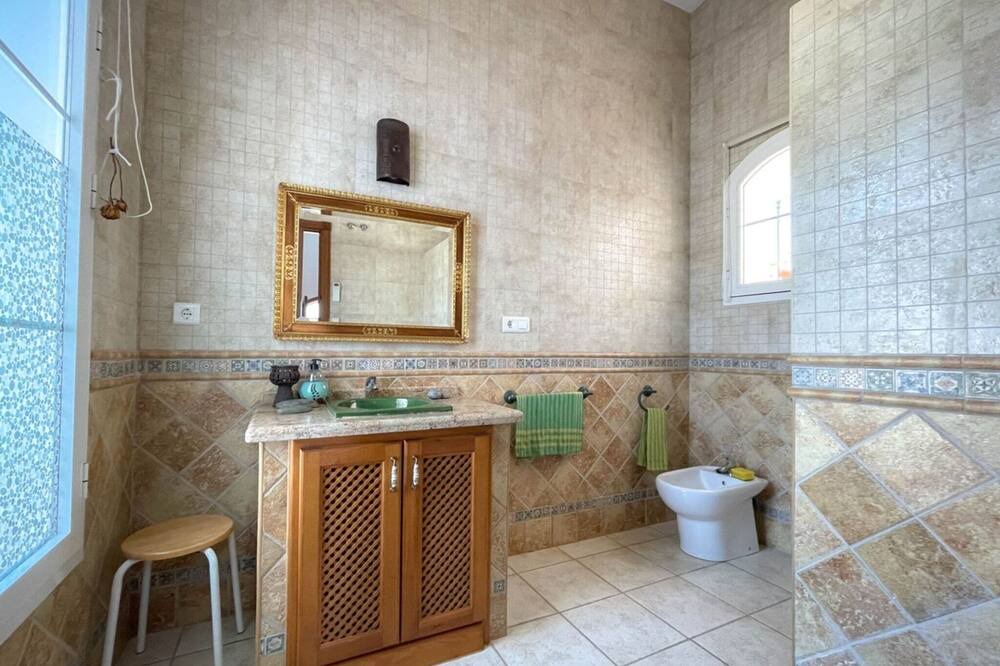 Photo of Bathroom in Casarabonela