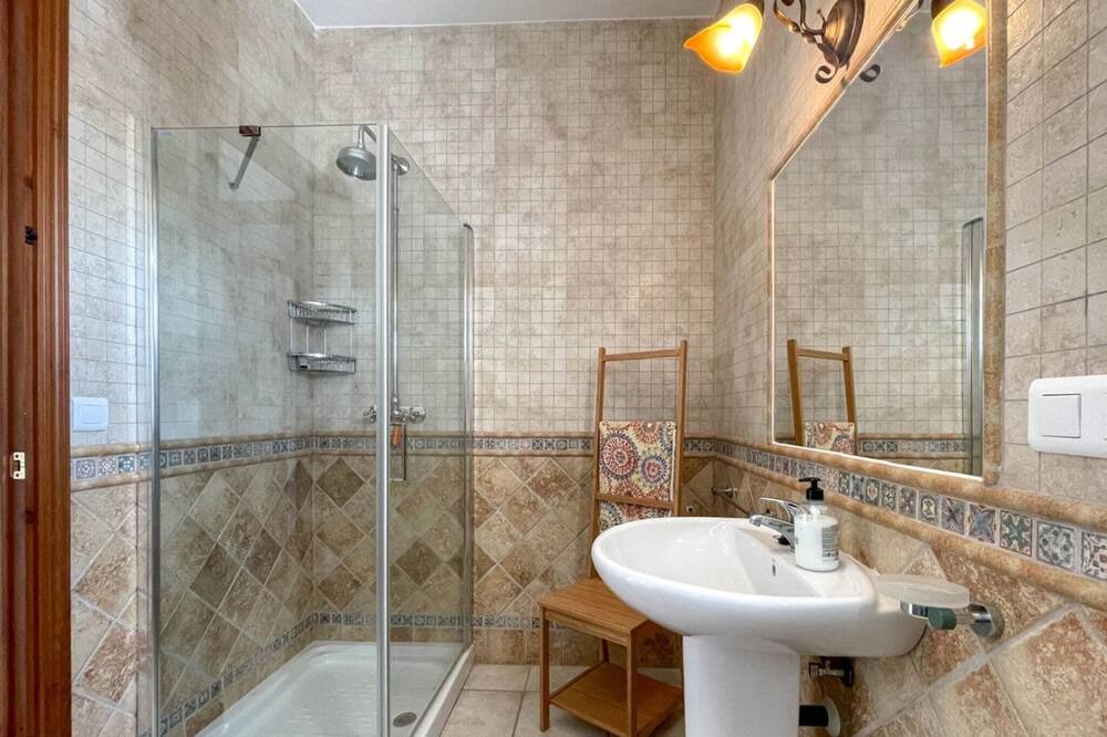Photo of Bathroom in Casarabonela