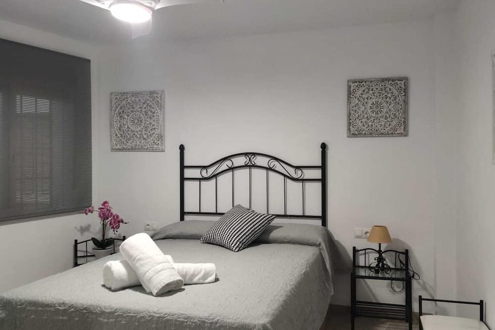 Photo of Bedroom in San Basilio