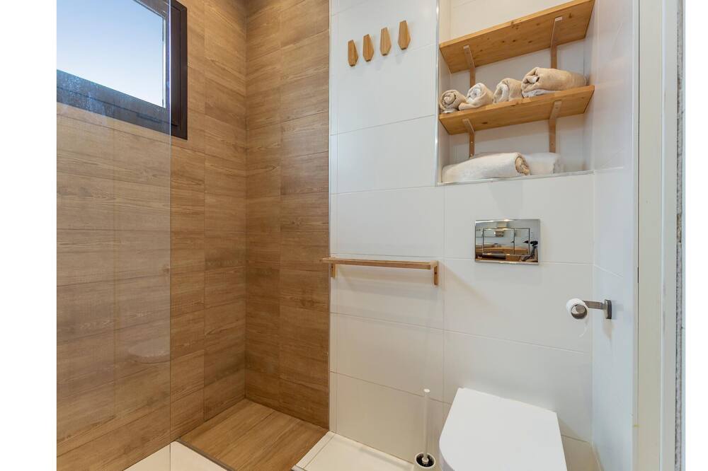 Photo of Bathroom in Torrequebrada