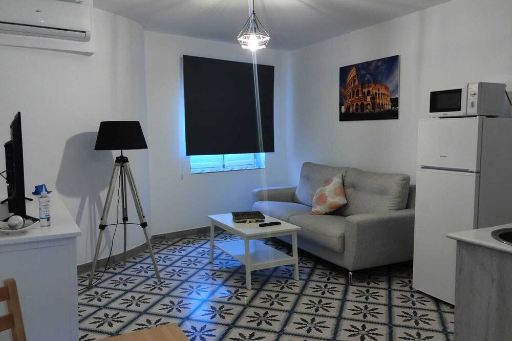 Photo of Livingroom in La Trinidad-San Juan y Todos los Santos