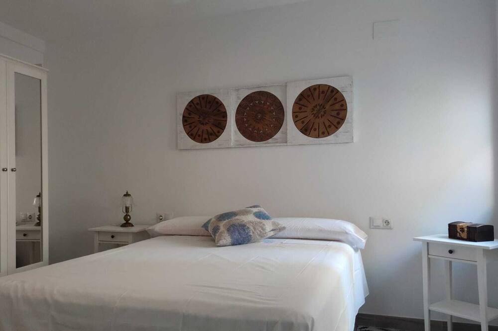 Photo of Bedroom in La Trinidad-San Juan y Todos los Santos