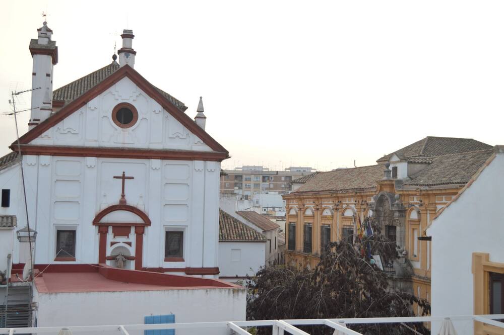 Photo of Outdoor in La Trinidad-San Juan y Todos los Santos
