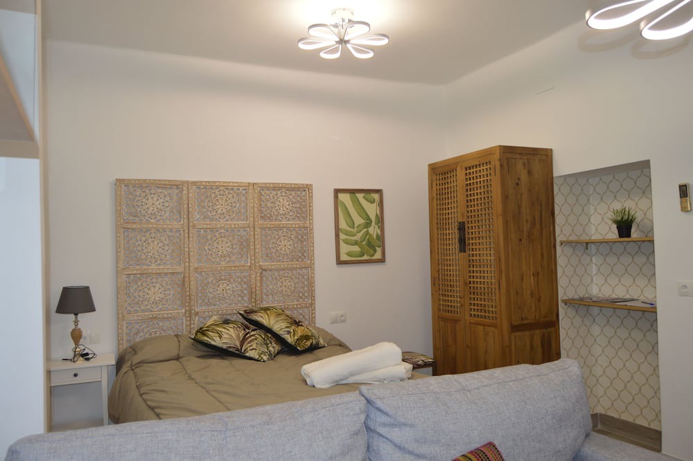 Photo of Bedroom in Huerta del Rey Vallellano