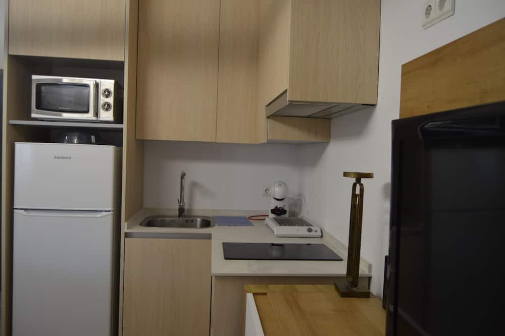 Photo of Kitchen in Huerta del Rey Vallellano